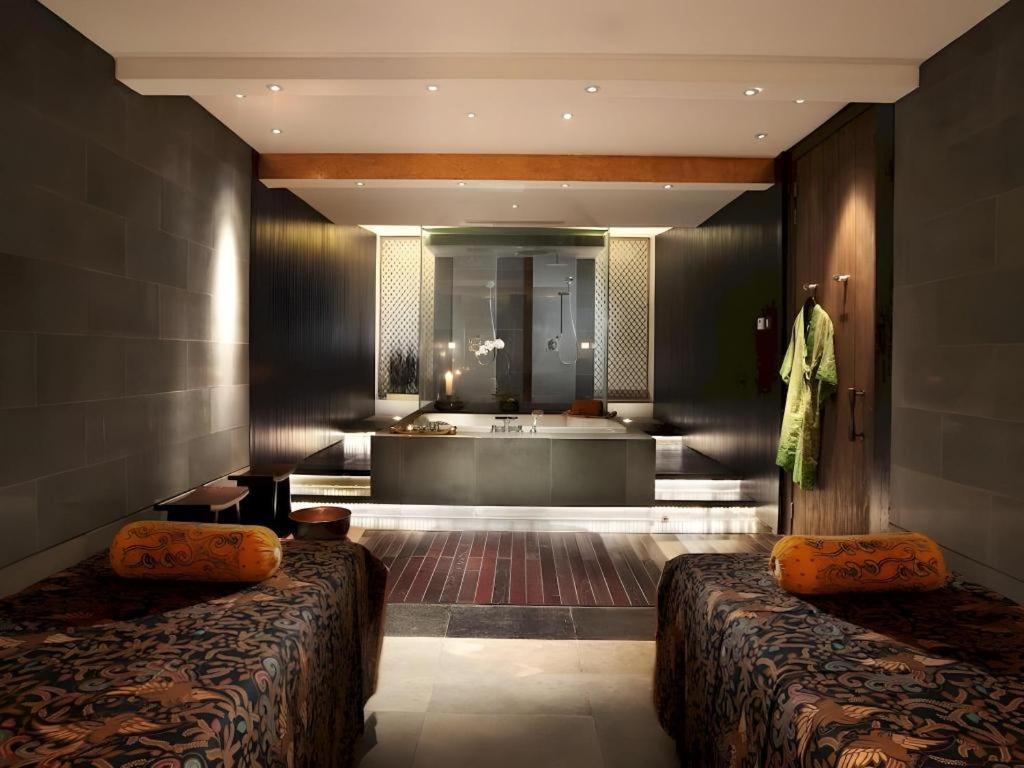 Hotel Tentrem Джокякарта Екстериор снимка