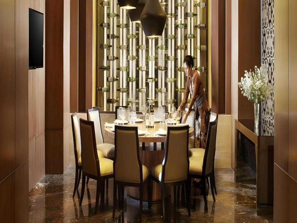 Hotel Tentrem Джокякарта Екстериор снимка