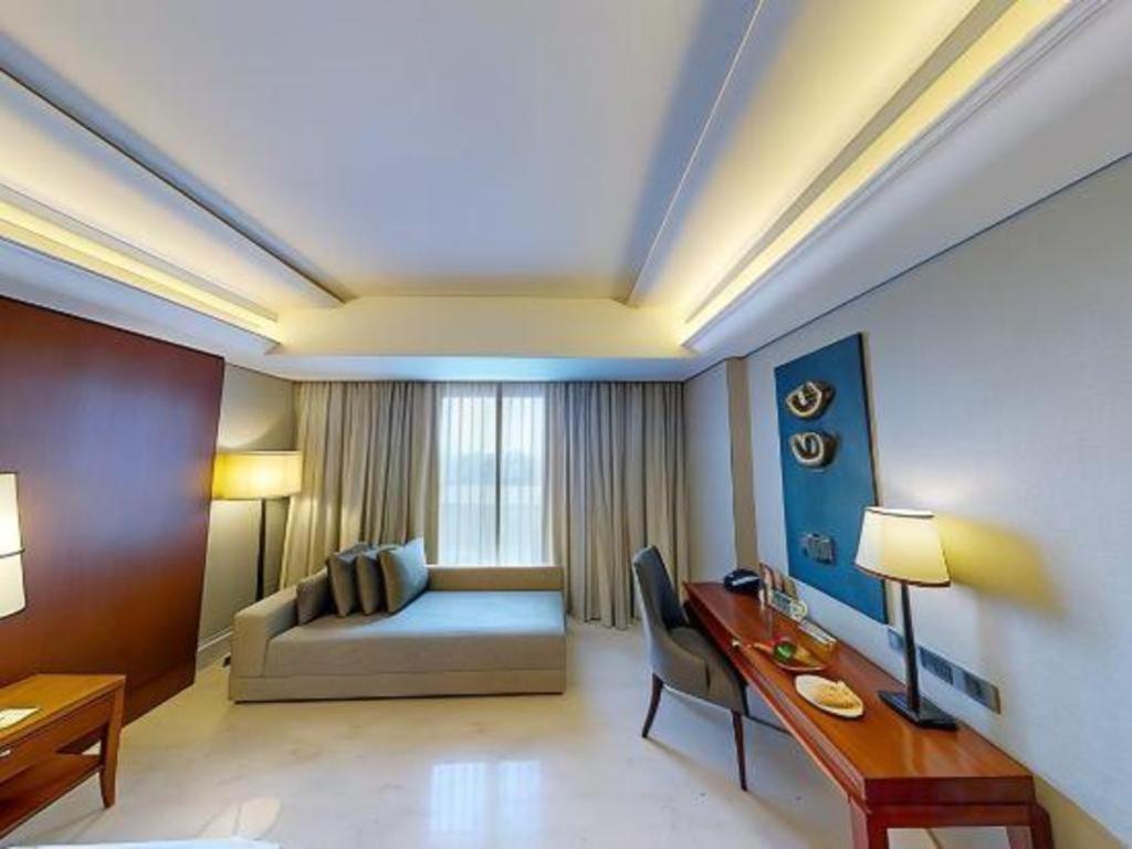 Hotel Tentrem Джокякарта Екстериор снимка