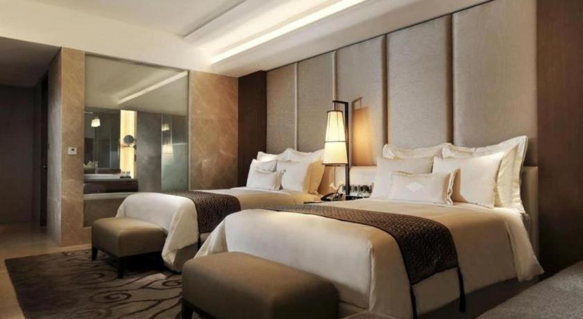 Hotel Tentrem Джокякарта Екстериор снимка